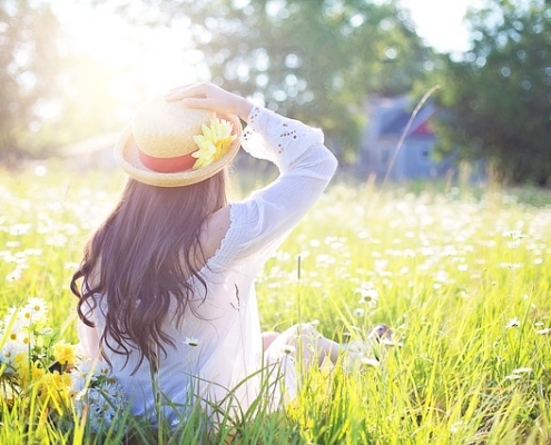 Femme dans la nature